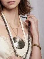 Lange_gemstone_ketting_mat_grijs_melee_1