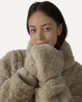 Lena_Gloves_3
