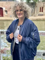 Lila_Bomber_8