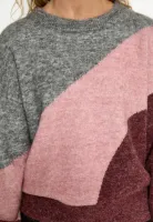 Lissa_Knit_Pull_4