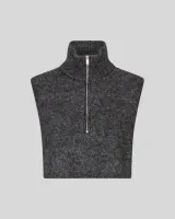 Milania_Hope_Bib_Neck