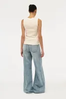 Milla_Wide_Capsulemid_2