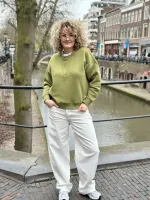 Nancy_Barrel_White_1