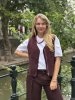 Nissa_1_Waistcoat_12