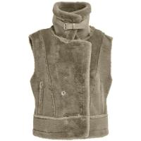 Pat_Faux_Fur_Vest_2