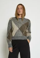 Revea_Knit_Pull_1