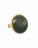 Ring_met_grote_steen_van_onyx_1