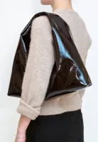 Sarah_Glossy_Structure_2