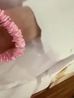 Schelpen_armband_roze_1