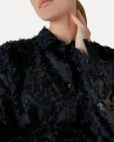 Thea_Shirt_5