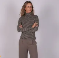 Varna_Turtleneck