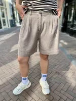 Viana_Ginia_HW_Shorts_17