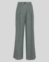 Viana_Ginia_Pleat_Pants