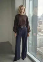 Vivianne_Mid_Waist_Pant_11