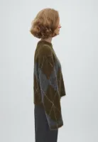 Zelie_M_Knit_2